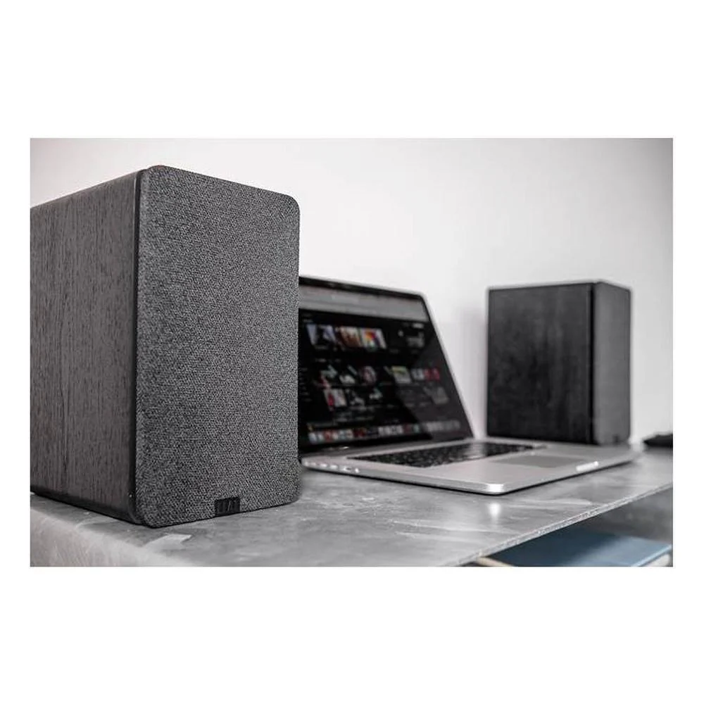 ELAC Debut ConneX DCB41 Powered bookshelf speakers with Bluetooth, HDMI and built-in phono preamp (Black) - (Pair) - Image 4