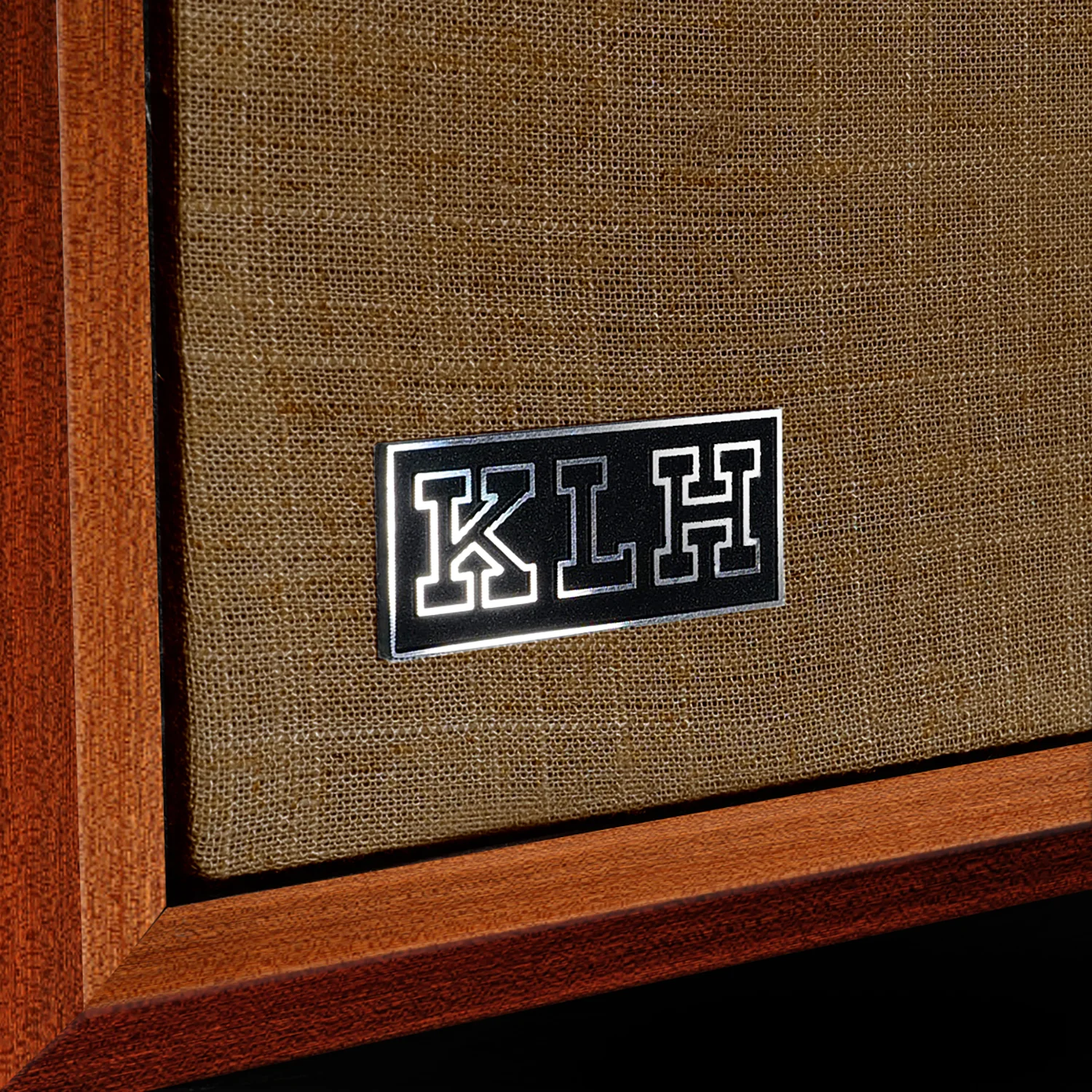 KLH KLHF00073 Model 3 Bookshelf Speaker - West African Mahogany - Image 5