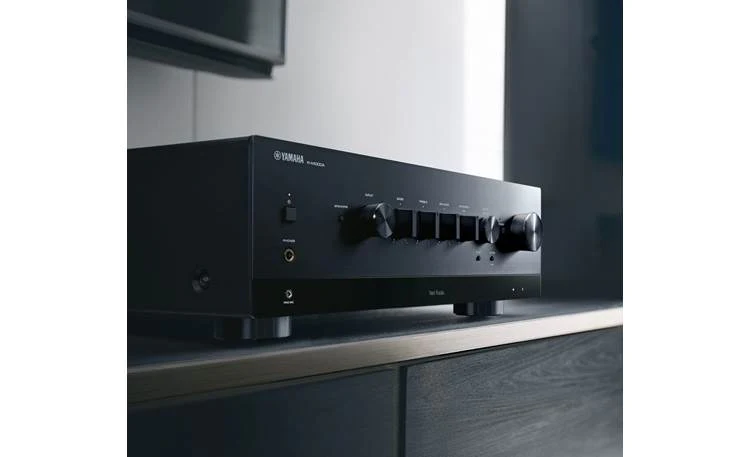 Yamaha R-N1000A Stereo receiver with Wi-Fi, Bluetooth, Apple AirPlay 2, and HDMI (Black) - R-N1000ABL - Image 5